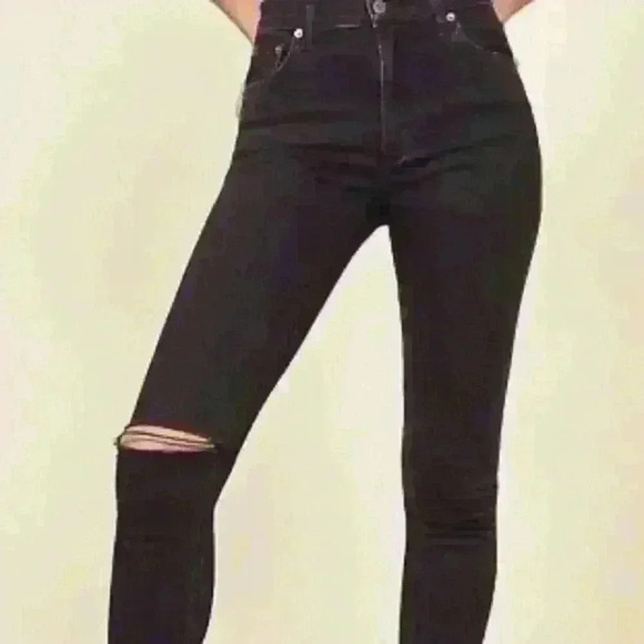 Reformation Black “high and‎ skinny” Jean in faded black destroyed Size 27 - Picture 2 of 16